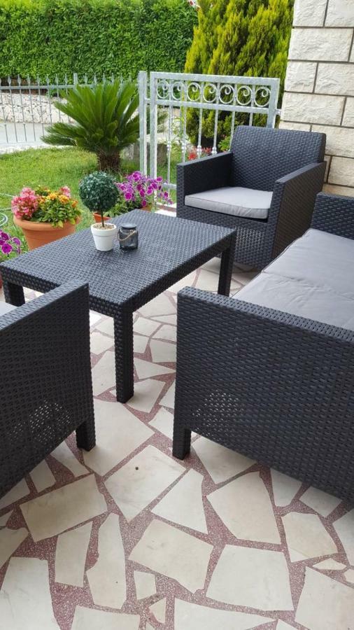 Apartman Luly Kaštela Exterior foto