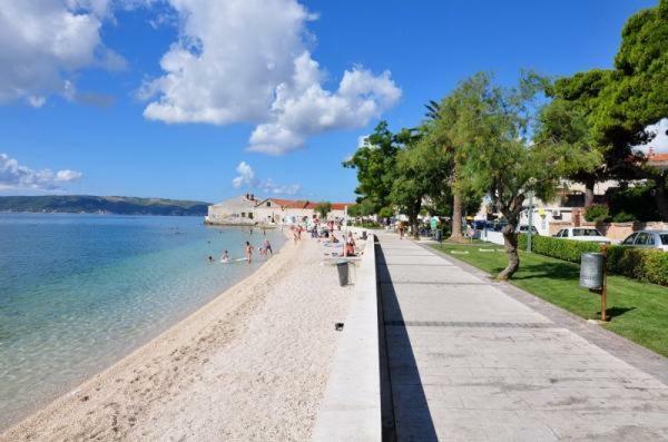 Apartman Luly Kaštela Exterior foto