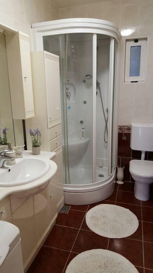 Apartman Luly Kaštela Exterior foto