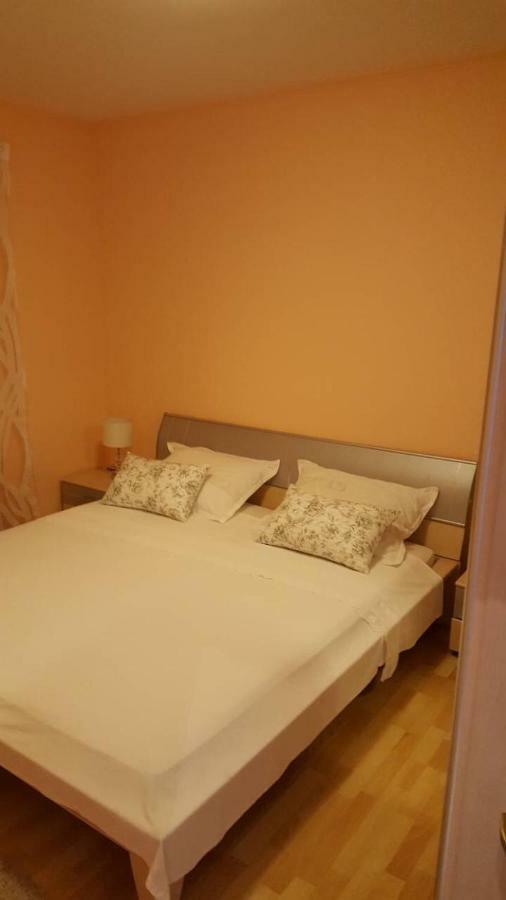 Apartman Luly Kaštela Exterior foto